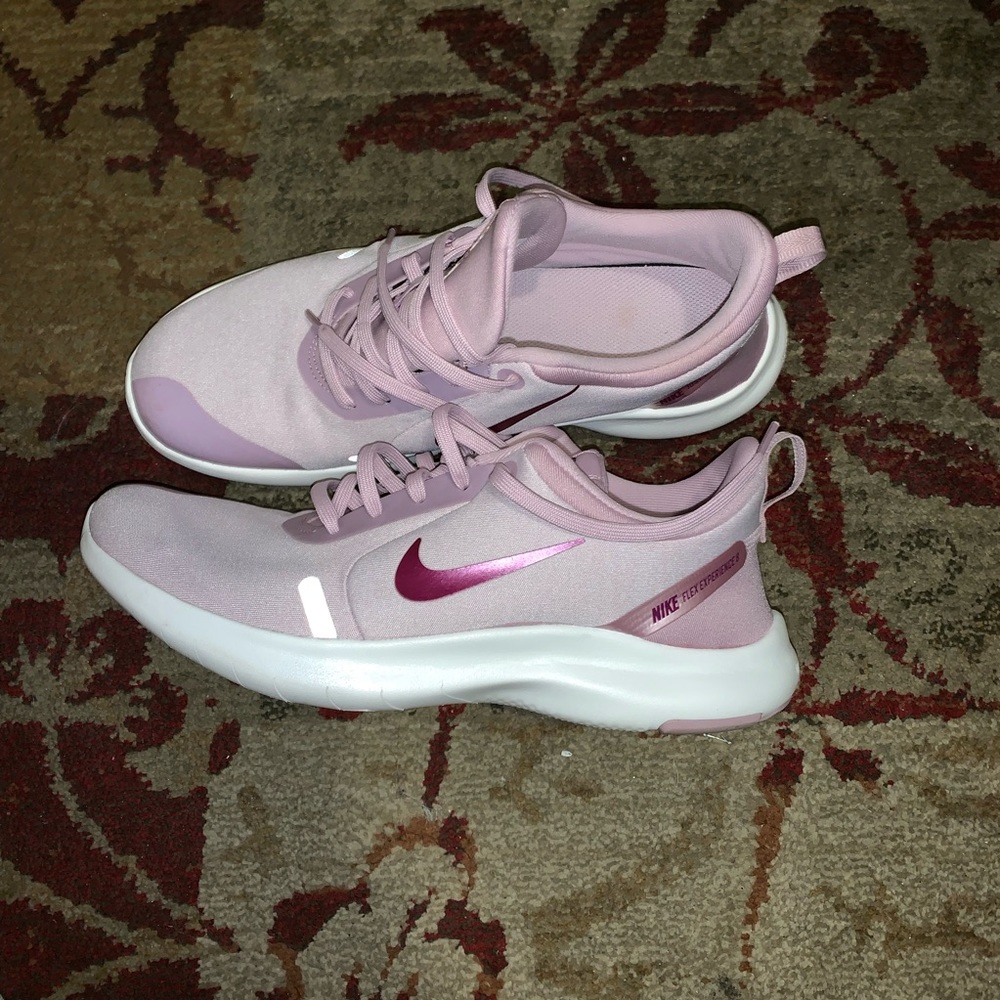 Nike Flex Sneakers